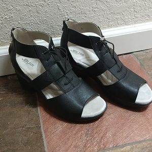 JBU Black Sandals 9m